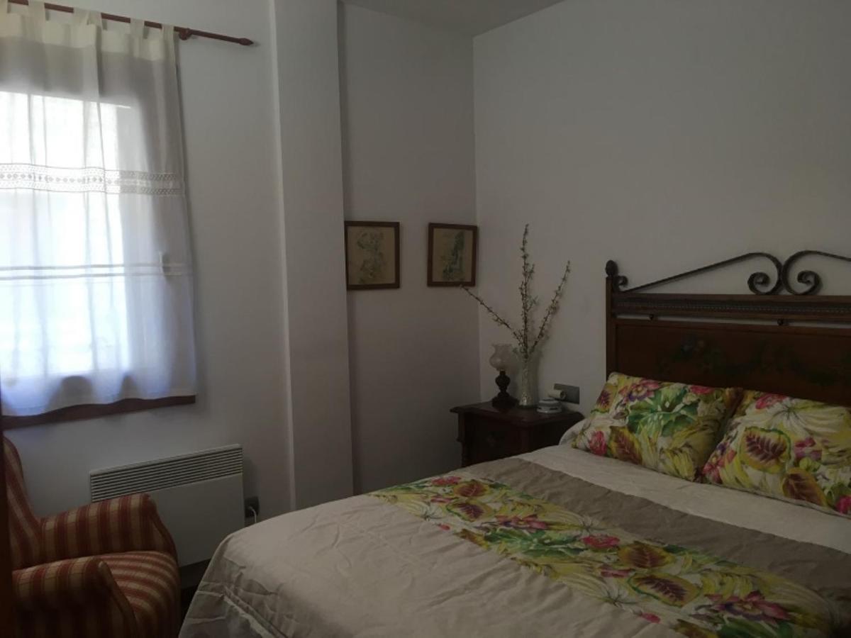 Apartament Flamisell La Pobleta de Bellvei Екстер'єр фото